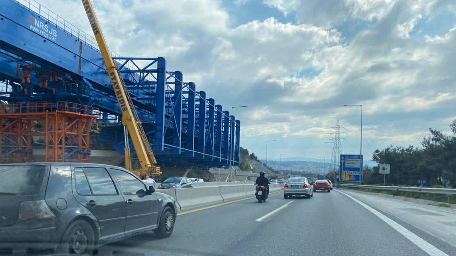 Χ. Δήμας: «Στο 50% η πρόοδος κατασκευής του Flyover»